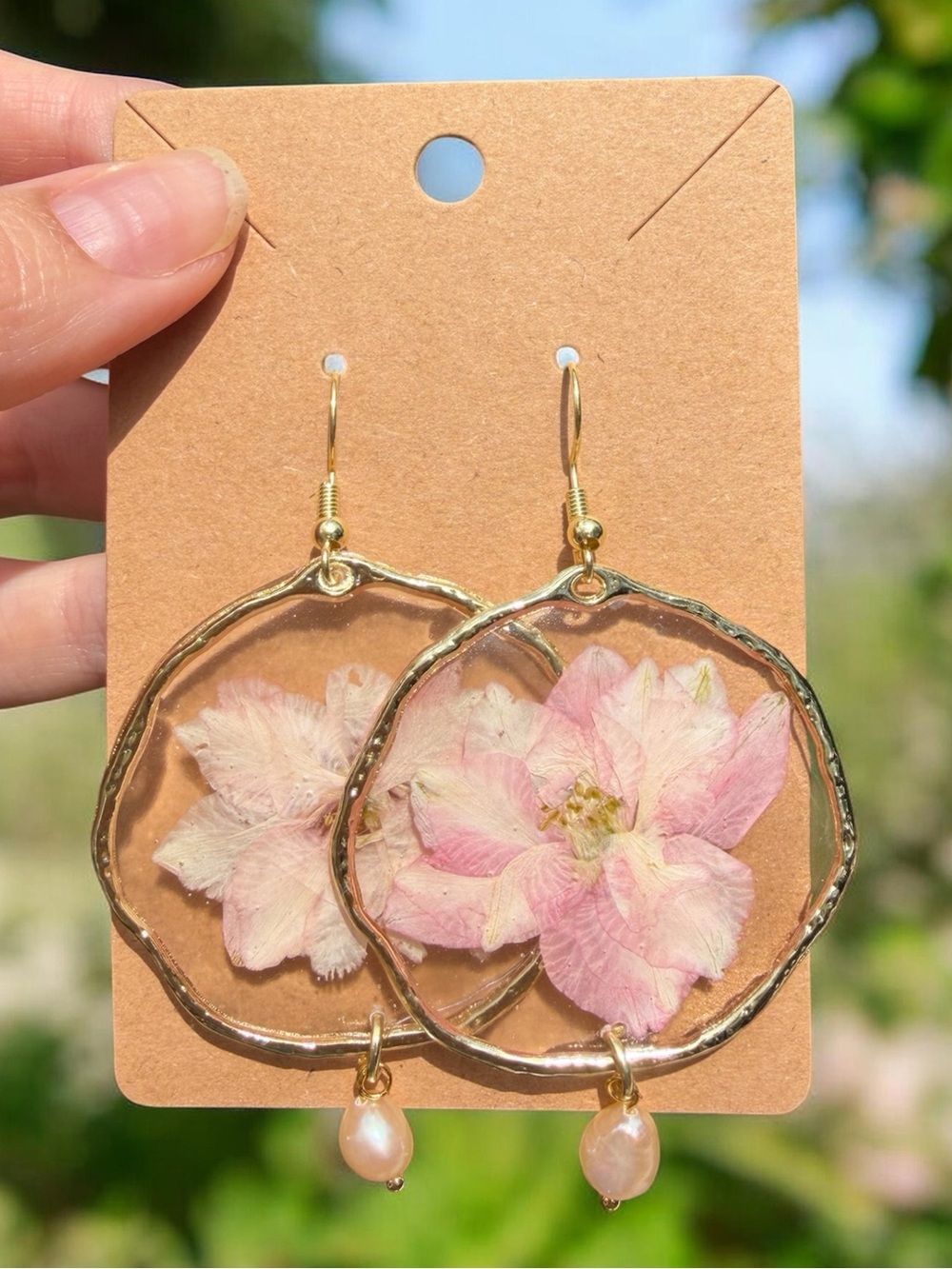 E3 Resin Floral Hoop Earrings with Pink Pressed Flowers and Pearl Drop